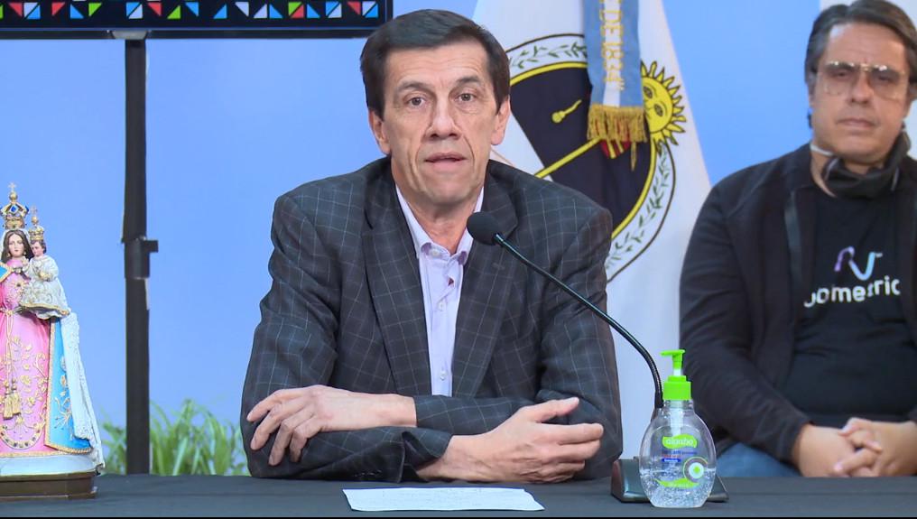 carlos sadir salarios