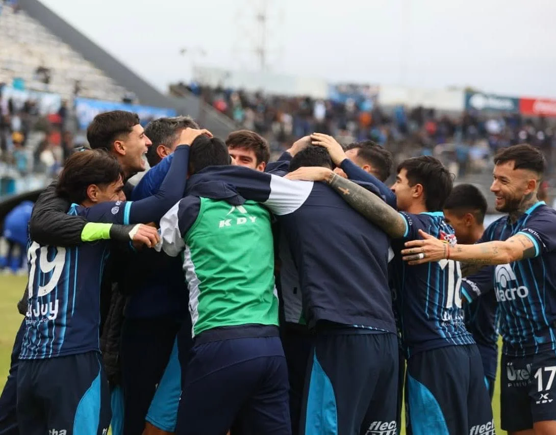 GIMNASIA FESTEJA TRINFO CHICAGO1