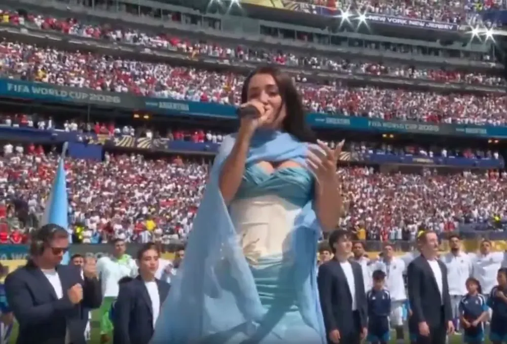 MARIA BECERRA HIMNO2