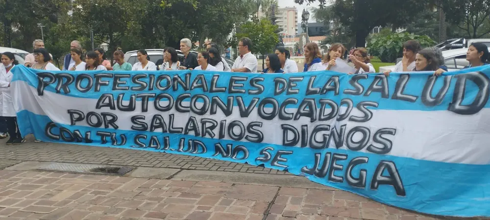 PROFESIONALES SALUD PROTESTA