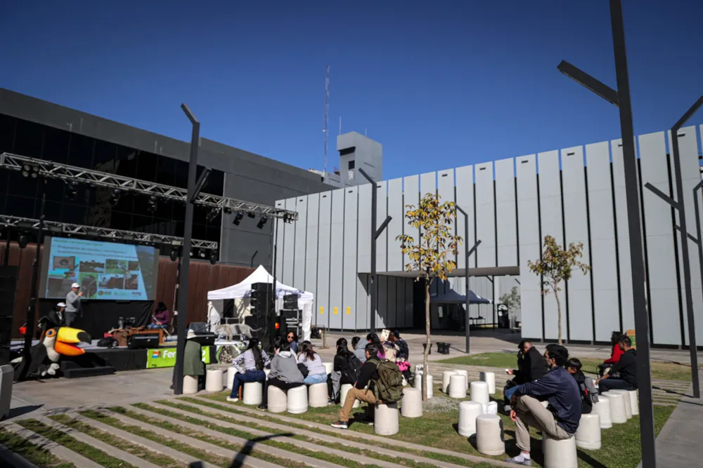 FERIA LIBRO PRESENTACION