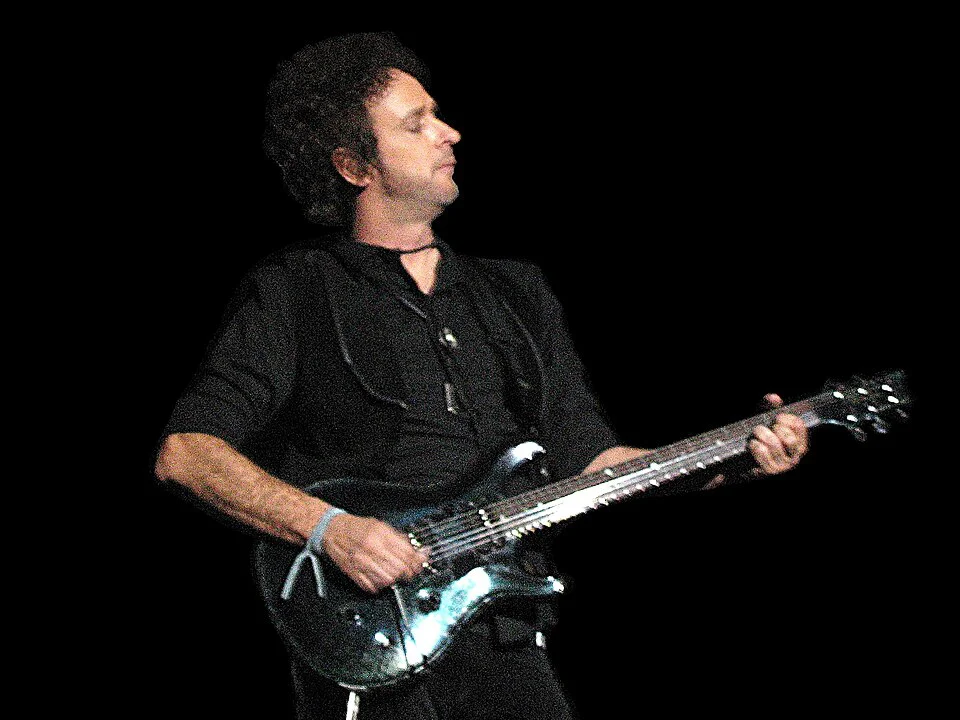 Gustavo_cerati