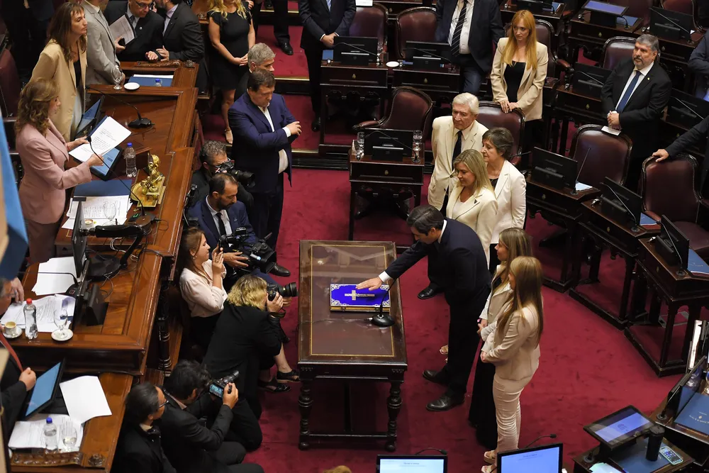 el-senado-inici-la-sesi_1033138