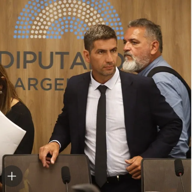 Screenshot_20250328-002252_Facebook