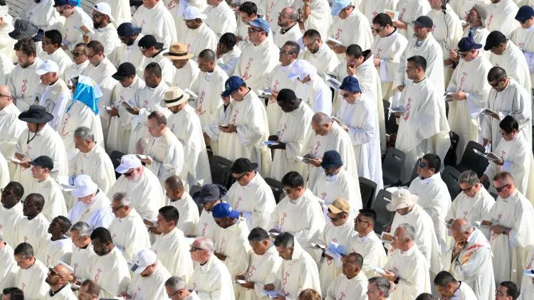 SACERDOTES DEL MUNDO CANONIZACIÓN FRASSATI Y ACUTIS