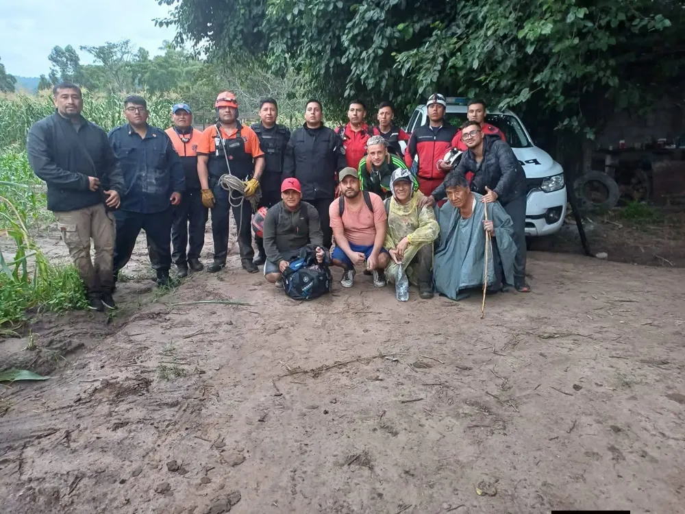 Rescate río grande pescadores
