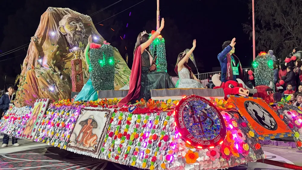 DESFILE CARROZAS-FNE19