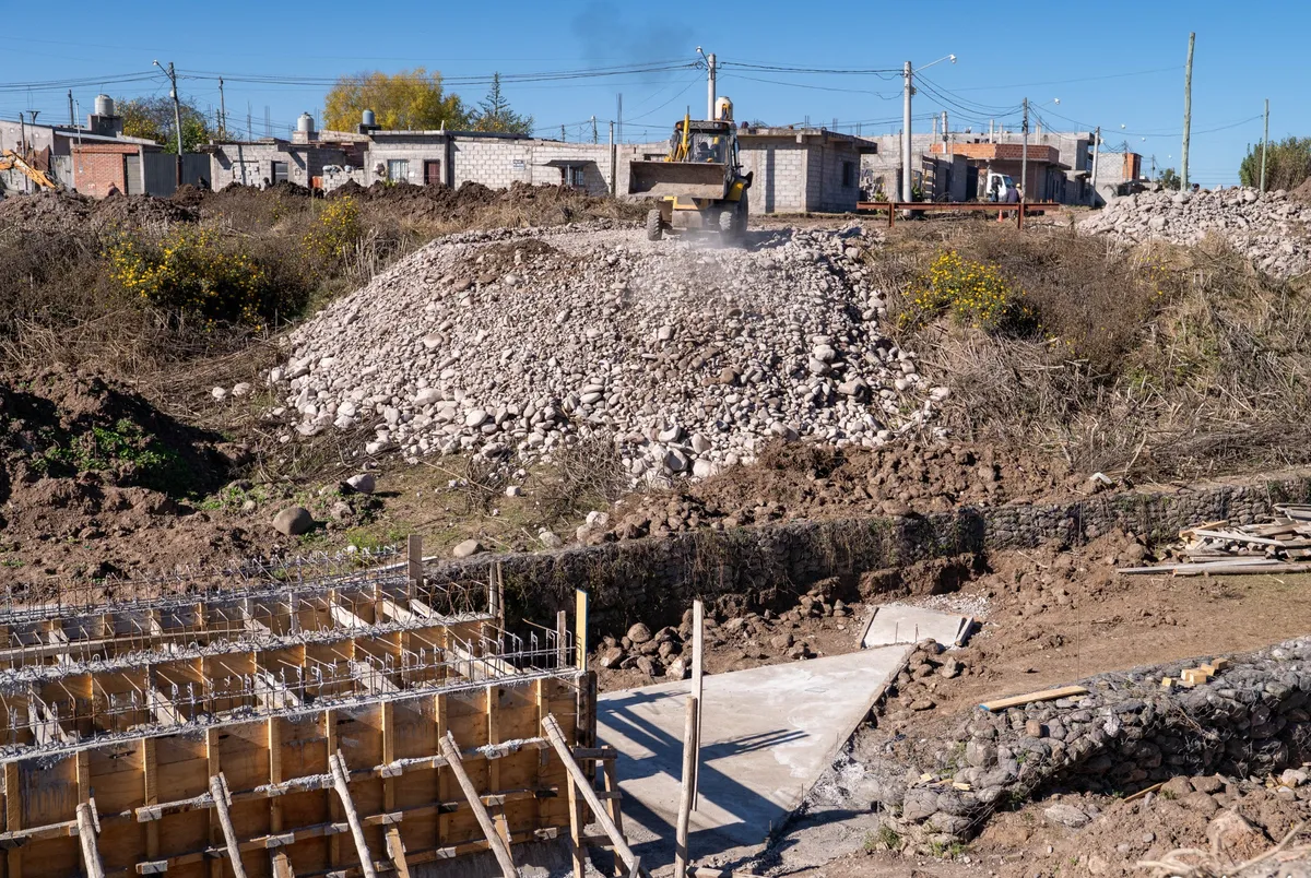 alto-comedero-obras-puentes-alcantarillass-11