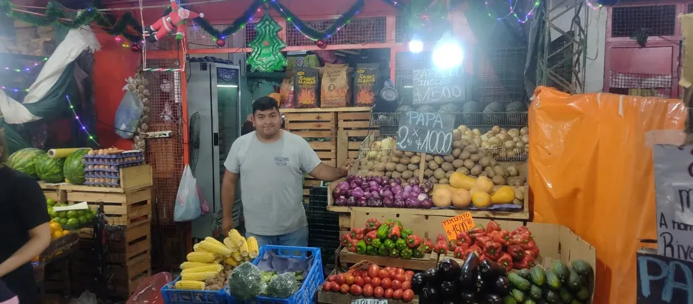 MARCOS RUIZ VENDEDOR MERCADO DE ABASTO
