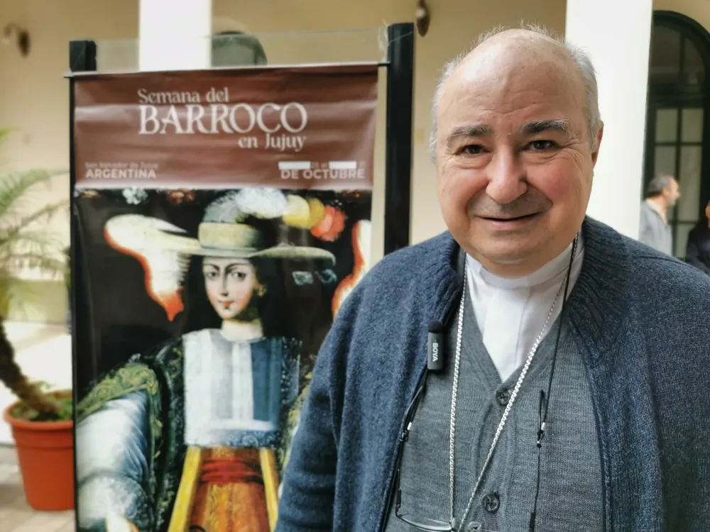 monseñor fernandez obispo