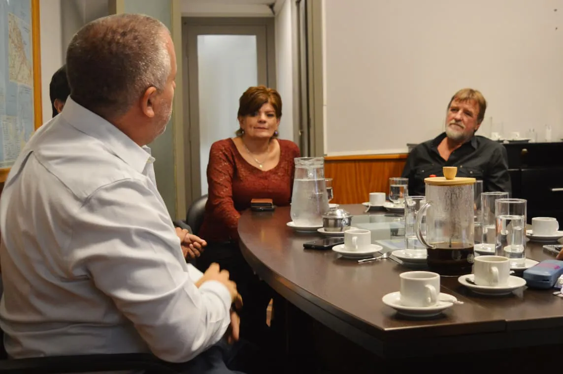 REUNIÓN RIZZOTTI ZIGARÁN BRIONES - VN JUJUY 00