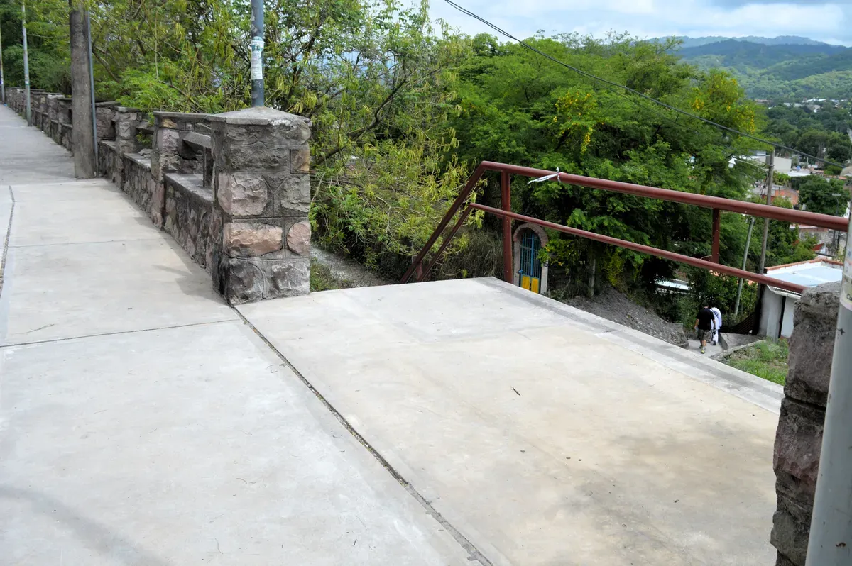 escalera urbana patricias-y-fascio-05