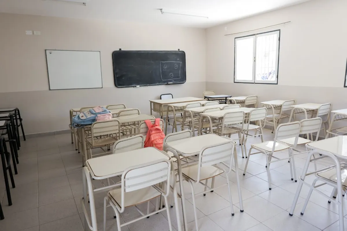 ESCUELAS AULAS VACIAS