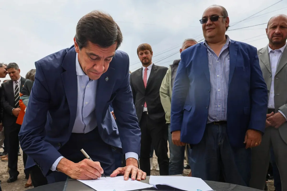 sadir pavimentaciòn alto comedero