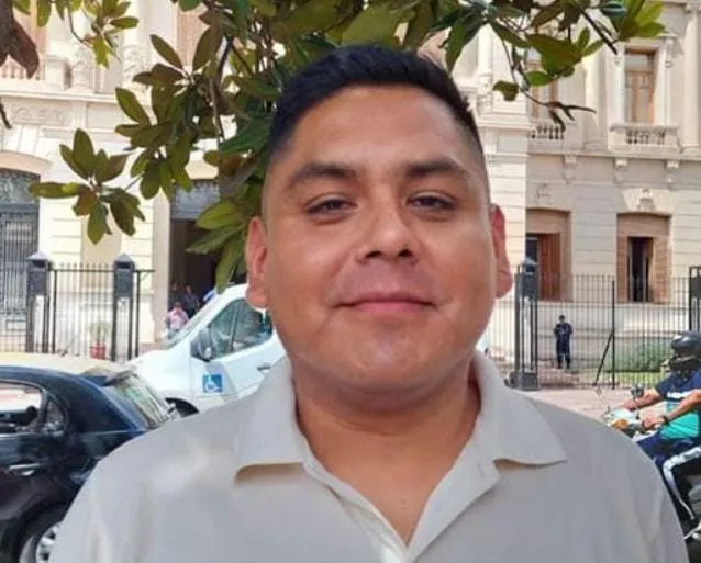 Diego Mamaní centro vecinal b6