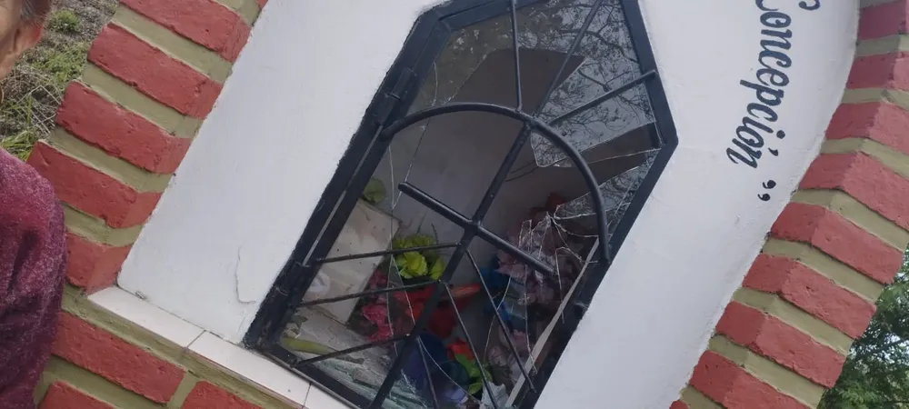 gruta virgen barrio norte1