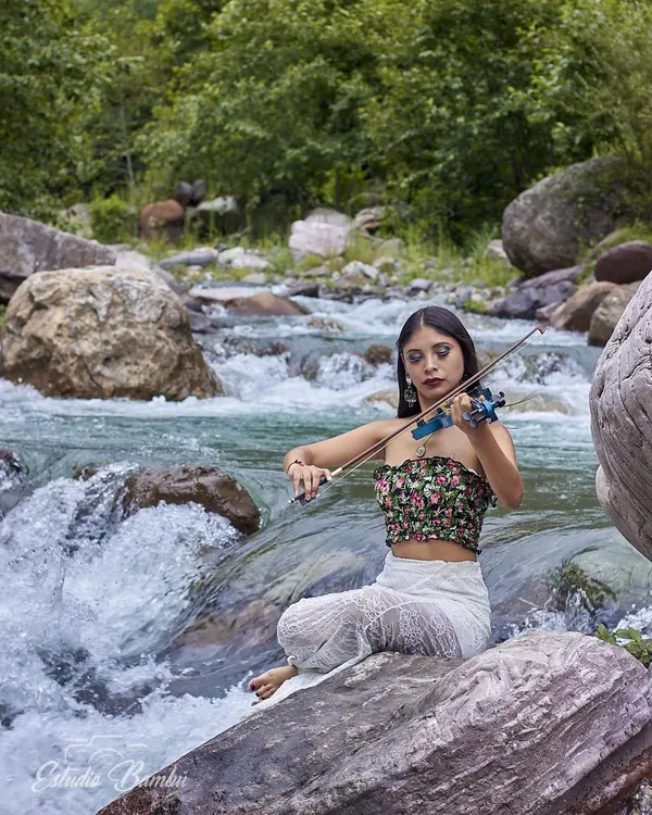 Daniela García solista folclórica digital