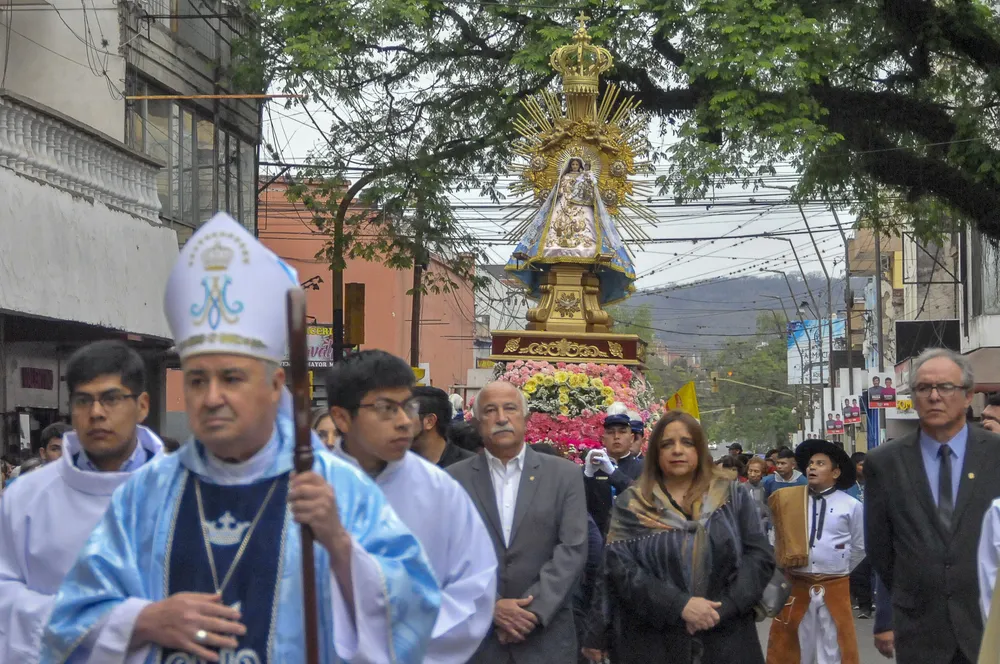 en-la-catedral-de-san-sal_1018075