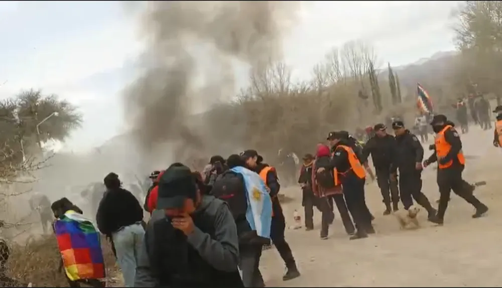 desalojo comunidad santa rosa
