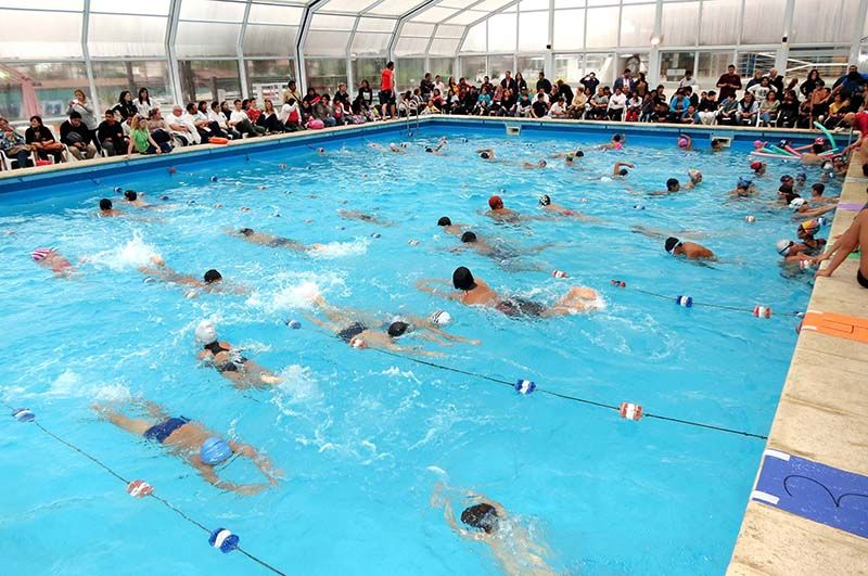 pileta club turo y gimnasia