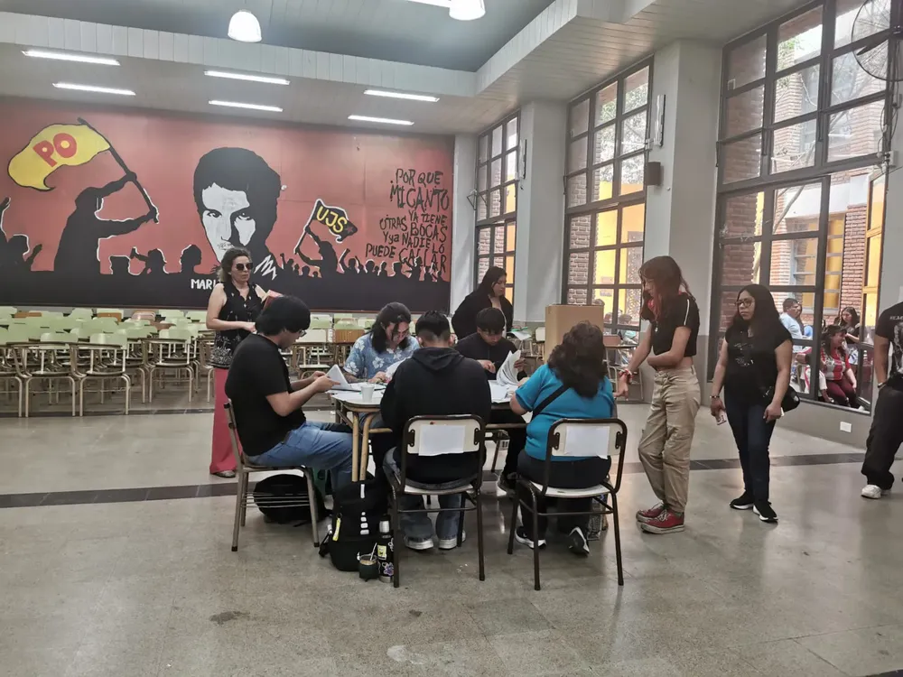 ELECCIONES FACULTAD DE HUMANIDADES2