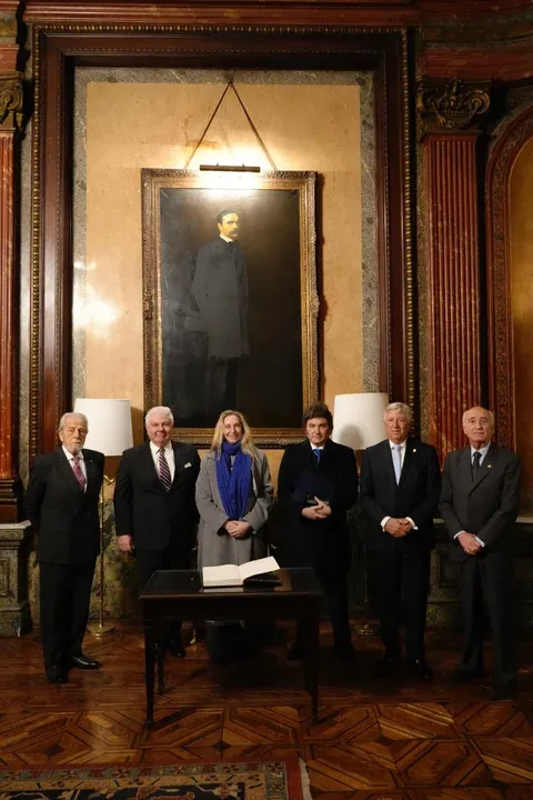 MILEI PERVERSOS GOBERNADORES
