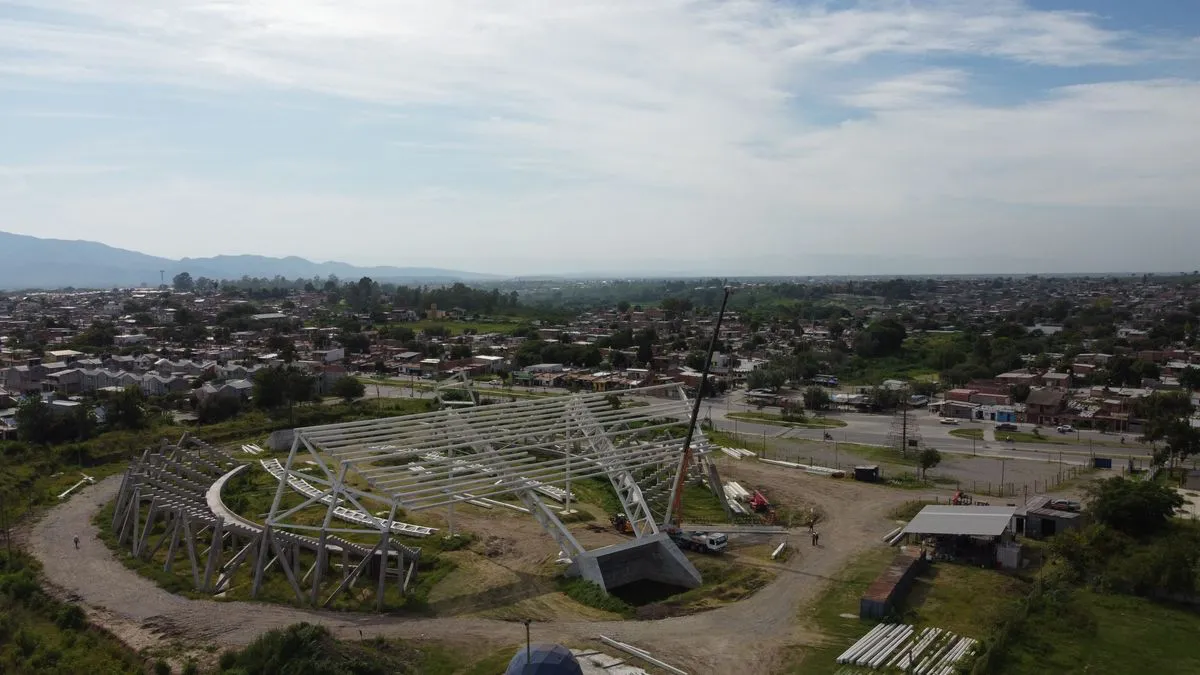 montaje-cubierta-estadio-ciudad-deportiva-03jpeg