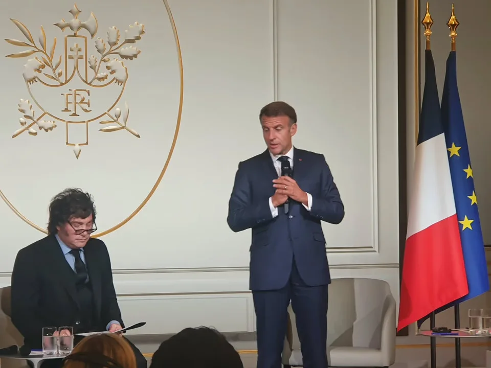milei francia macron a