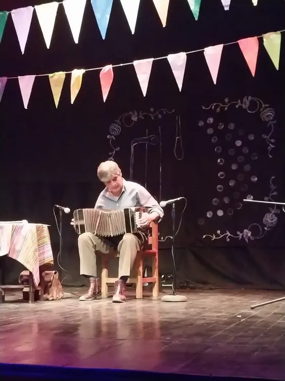 TATA NIEVA3