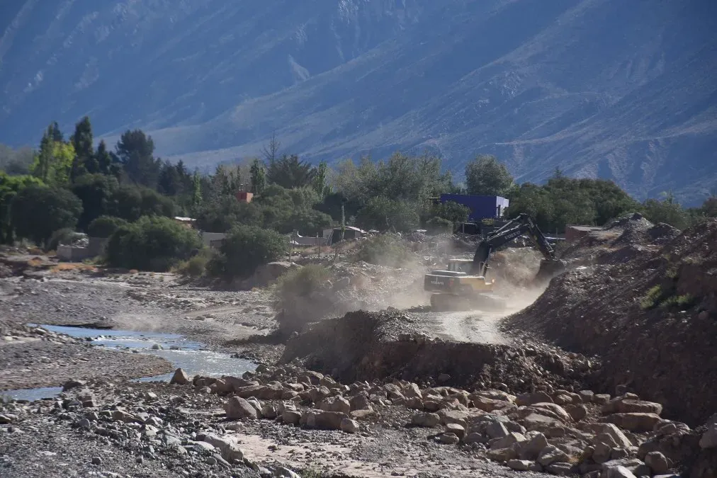 RIP GRANDE TILCARA, TRBAJOS HIDRICOS1