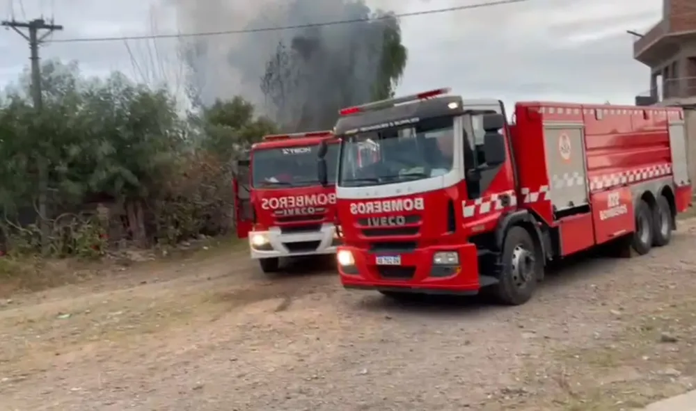 INCENDIO DEPOSITO PALAPALA1