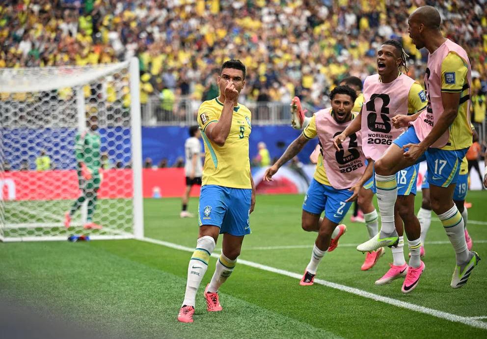 FESTEJO BRASIL VICTORIA JAPON