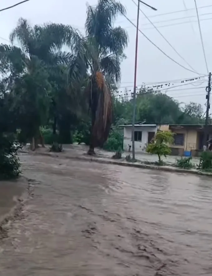 Lluvias Alto Comedero inundado1