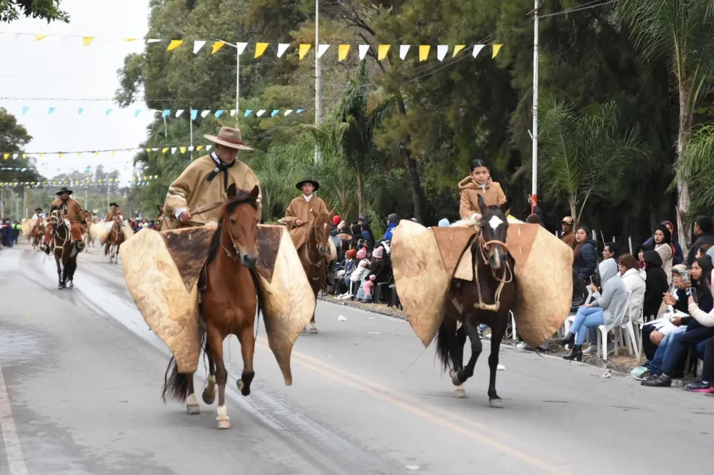 monterrico san isidro desfile gaucho