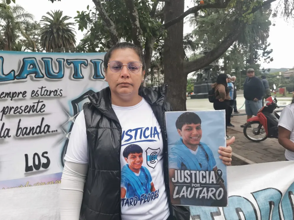 FAMILIARES LAUTARO FLORES JUSTICIA A