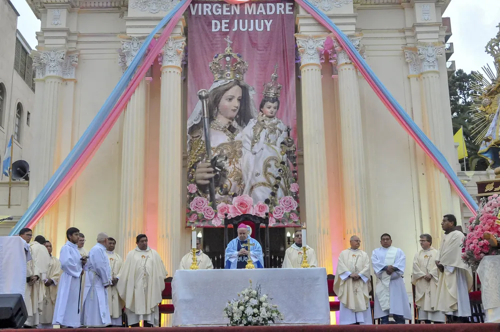 en-la-catedral-de-san-sal_1018077