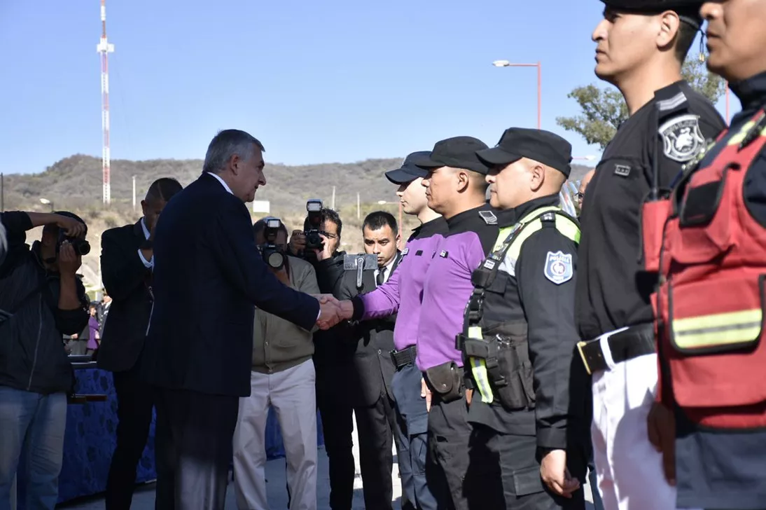 morales dia policia1