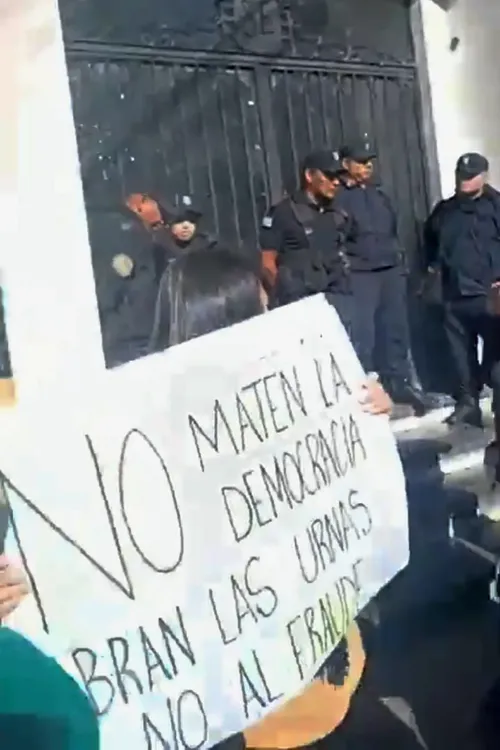 PROTESTA FRAUDE ELECCIONES