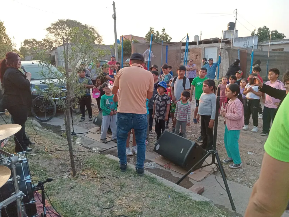 comedor nolasco barrio las tipas niños1