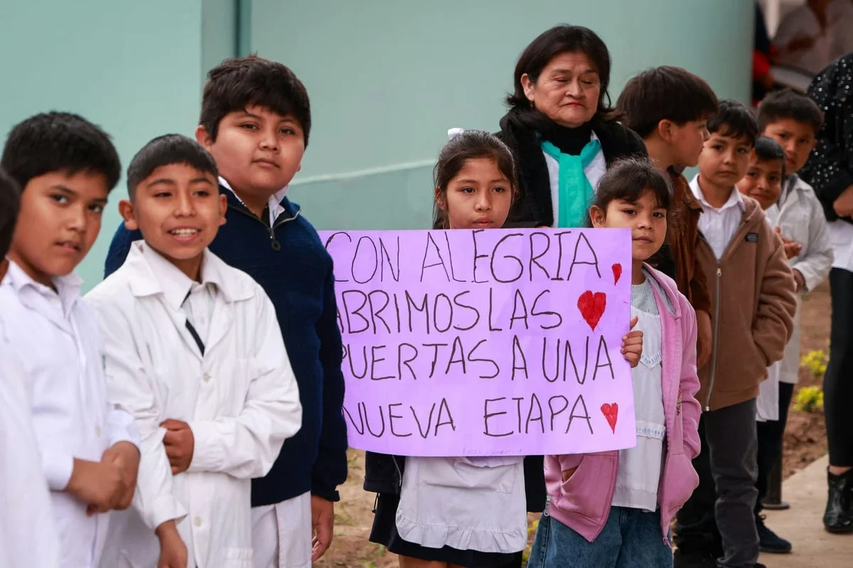 escueña real de los toros niños
