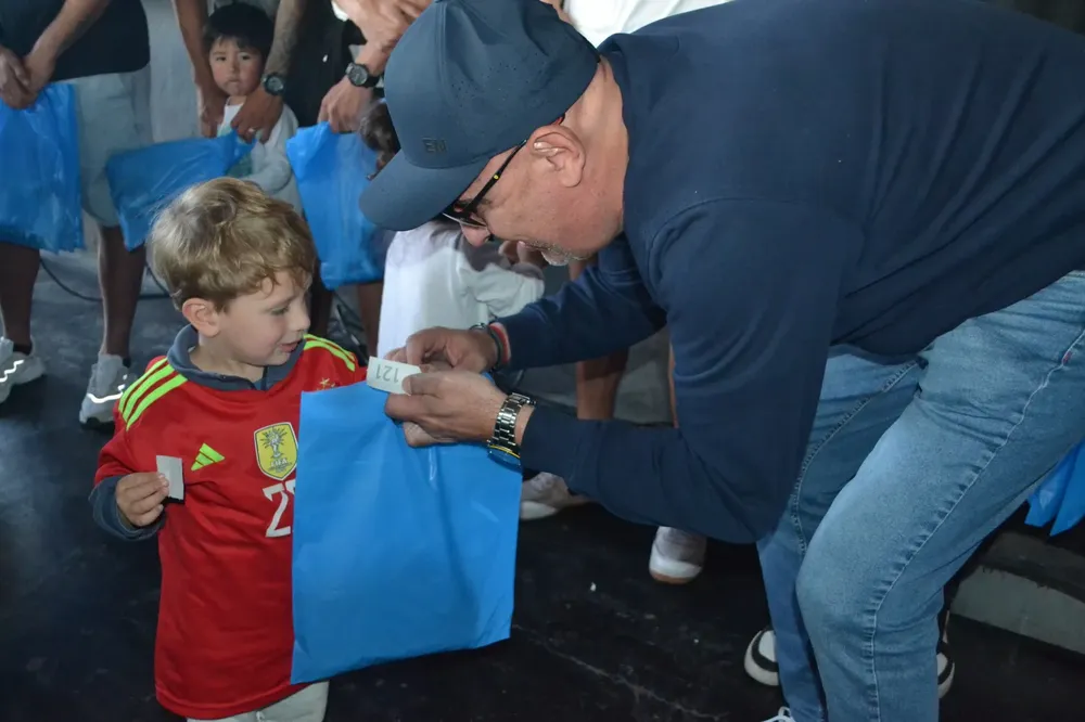 AGASAJO DIA DEL NIÑO LOBITOS2