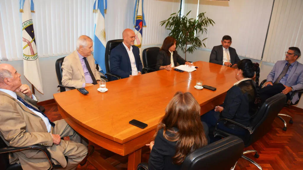 SCJ-REUNION-CON-INTENDENTA-DE-HUMAHUACA.2-1024x576 (1)