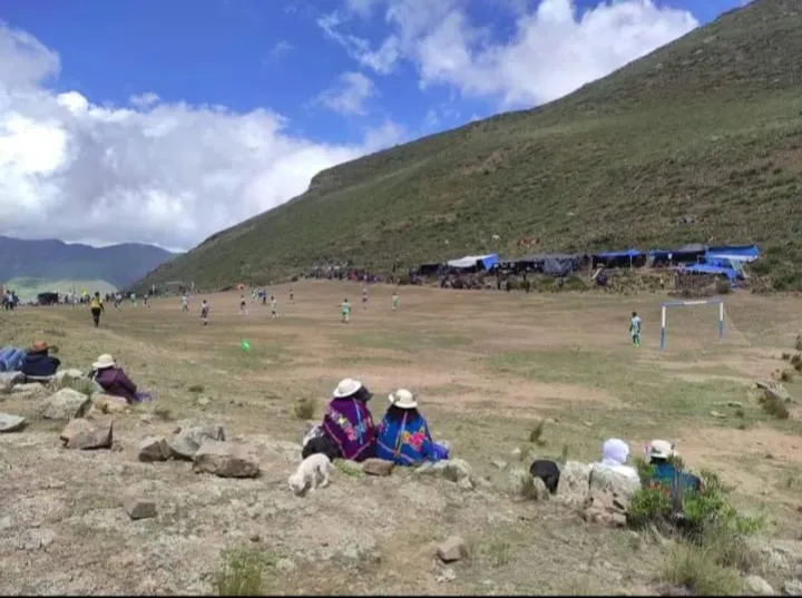 Reclamo cancha caspala1