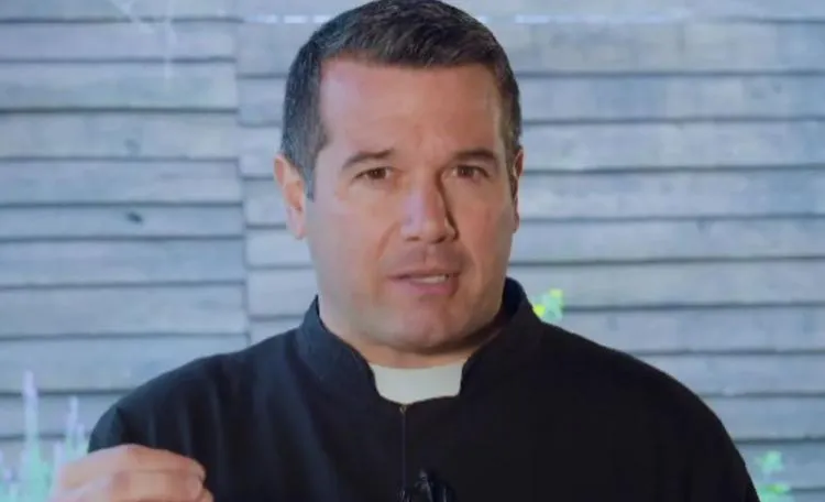 revocan-al-padre-oliver-ravasi-la-autorizacion-para-residir-en-zarate-campana-EBEV (1)