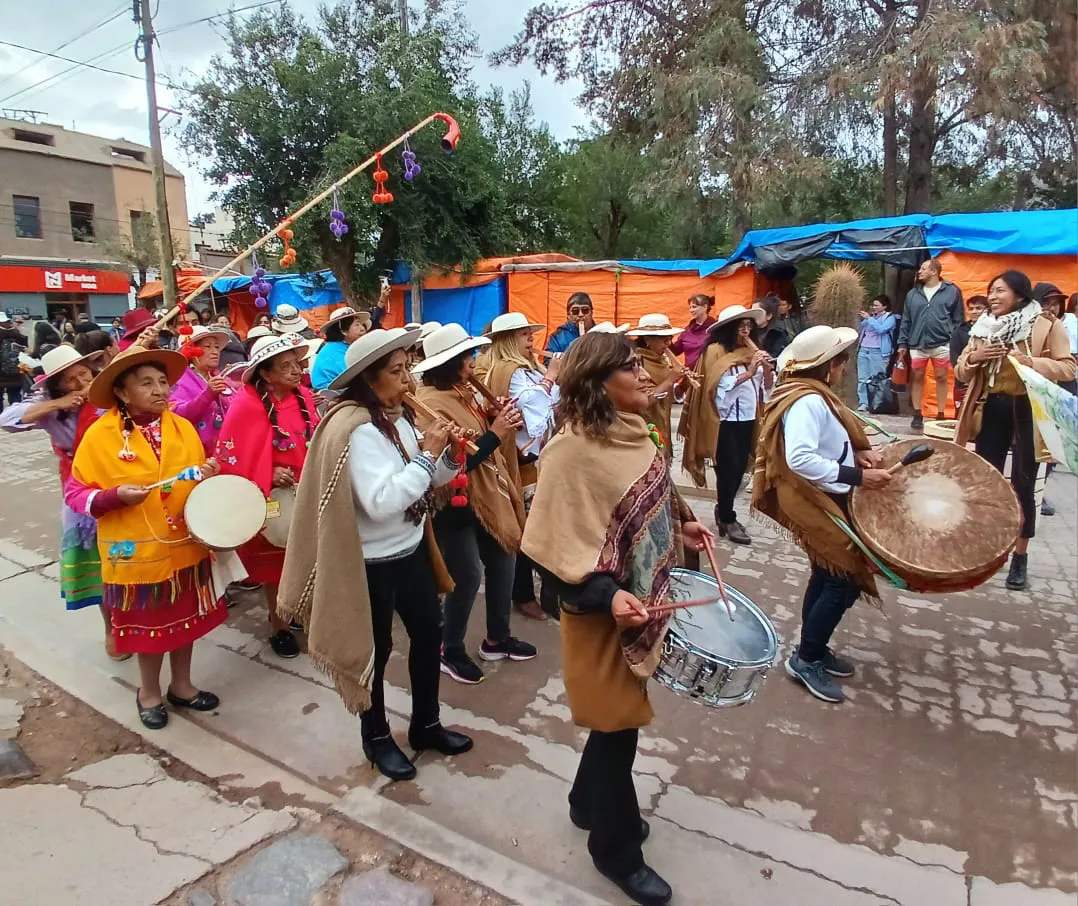MUJERES ARTISTAS 9° ENCUENTRO JALLALLA WARMI5