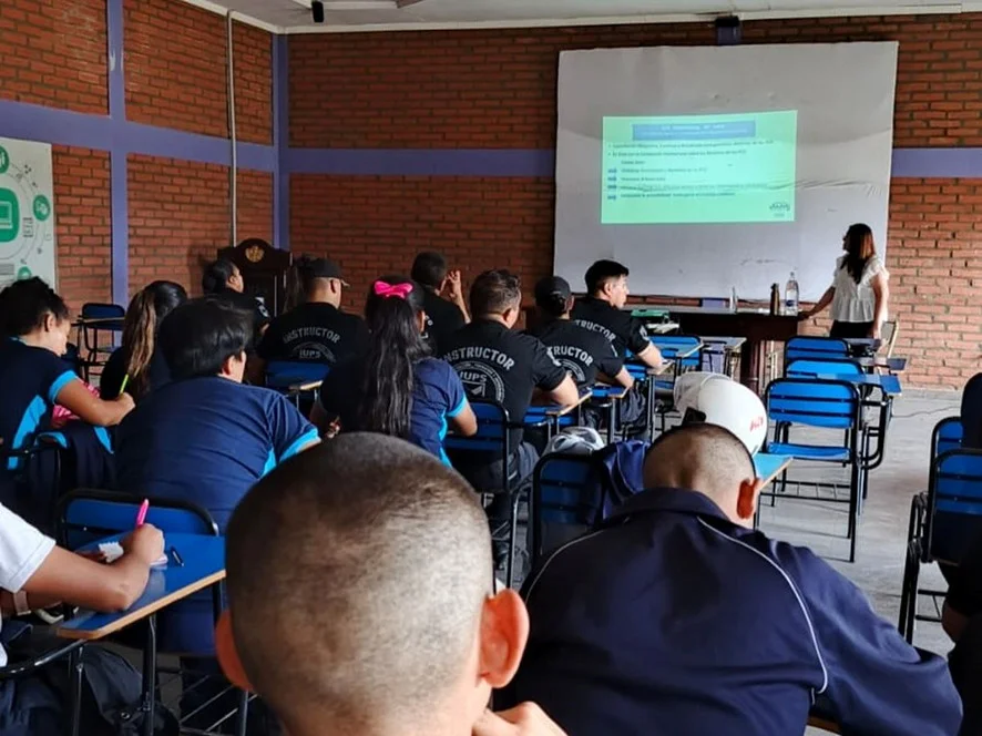 INSTITUTO UNIVERSITARIO DE SEGURIDAD PUBLICA