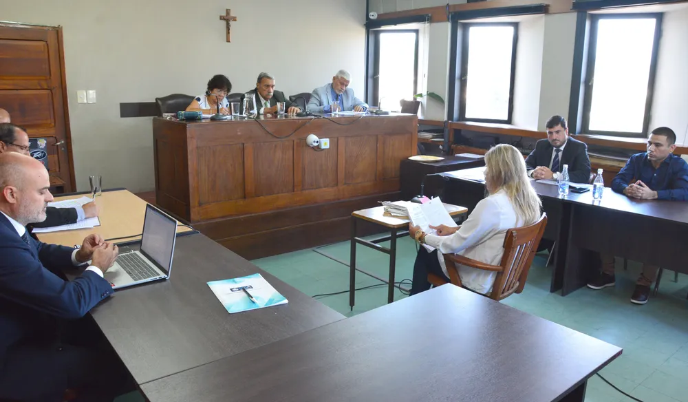 OGJ-JUECES-CON-FUNCION-DE-JUICIO-Juicio-a-D.G.Puccio-por-Homicidio-Criminis-causa-y-robo-26.2.25 (1)