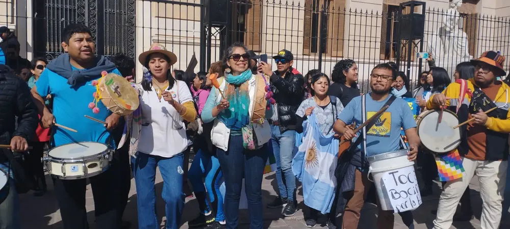 marcha docente renuncia ministra