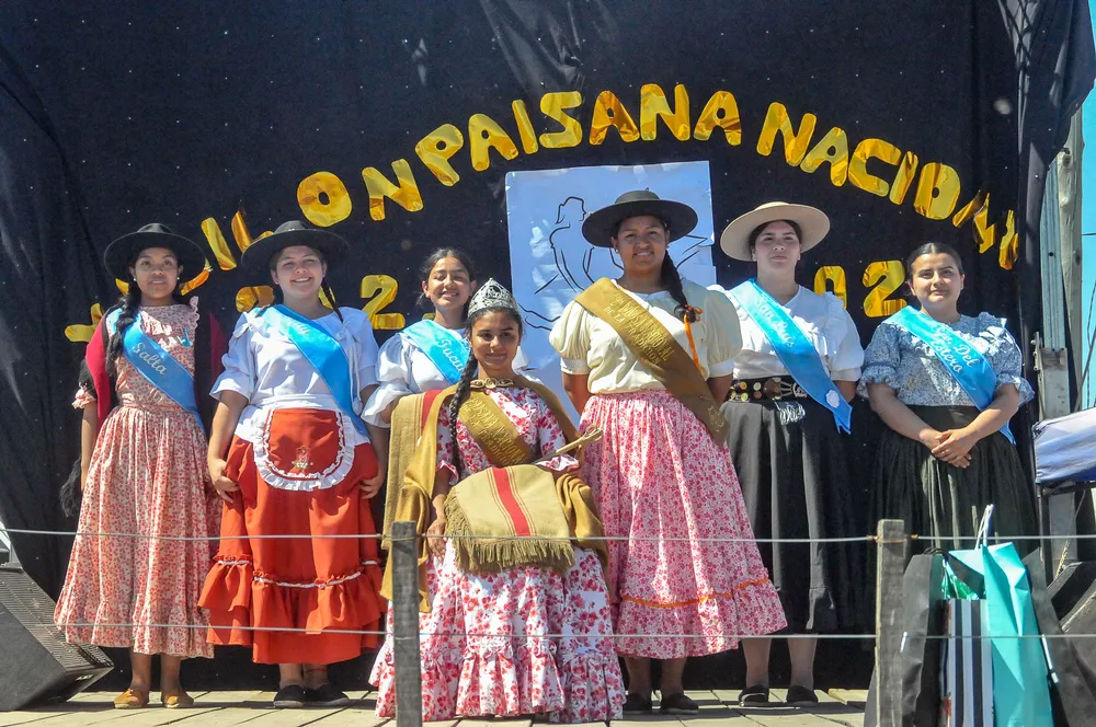 la-joven-saltea-brenda-z_1025425