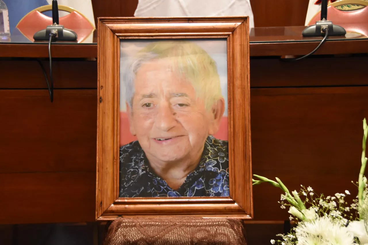 HOMENAJE MERCEDES CASTRO3